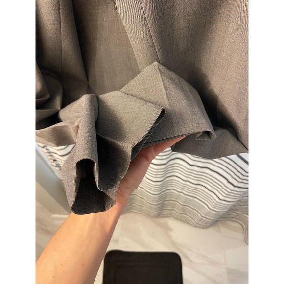 Chaps gray suit DB vented light gray 42 regular coat 36x30 pants NEW - Picture 8 of 9